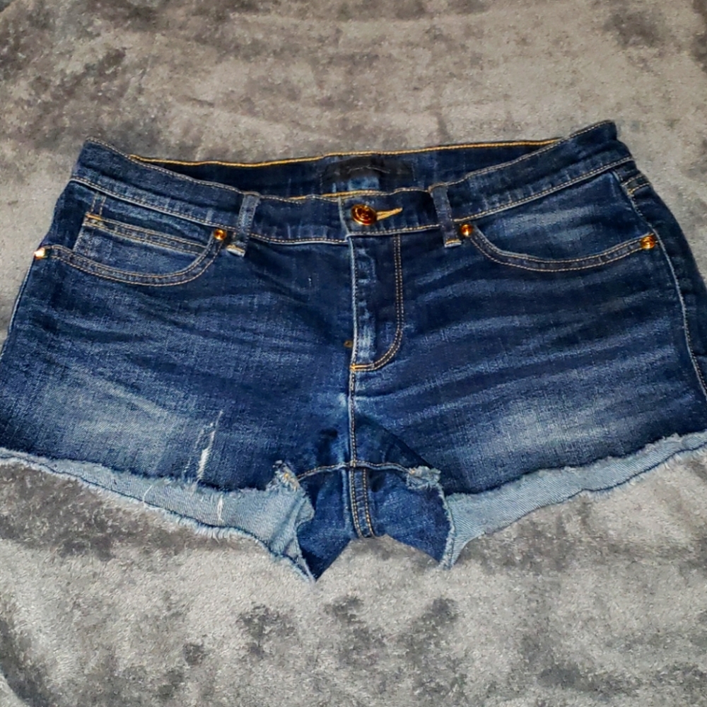 Juicy Shorts